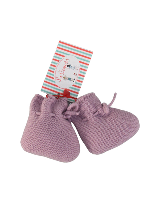 A Pink Booties from La Coqueta in size 0-3M for girl. (Front View)