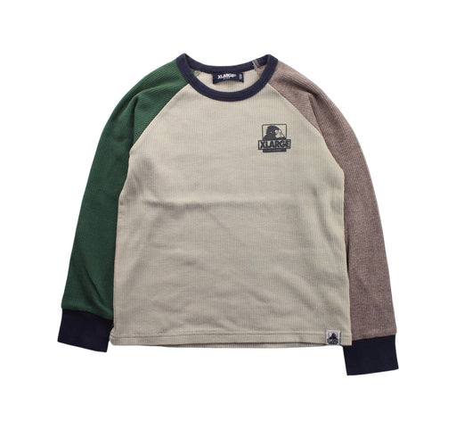 A White Crewneck Sweatshirts from XLARGE Kids in size 5T for boy. (Front View)