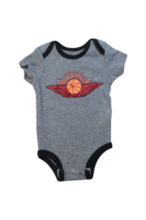 A Multicolour Short Sleeve Bodysuits from Air Jordan in size 0-3M for boy. (Front View)