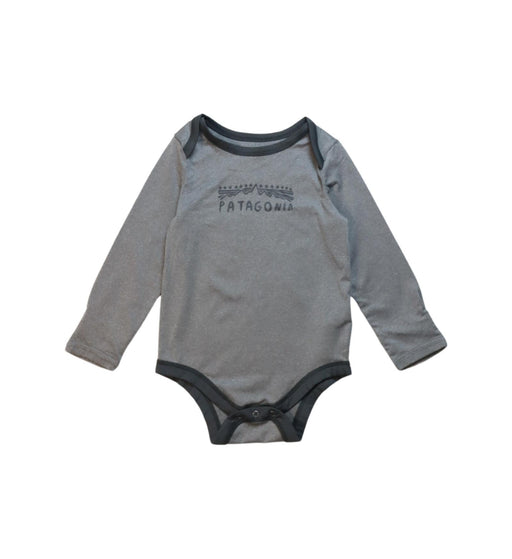 A Grey Pants Sets from Patagonia in size 12-18M for neutral. (Front View)