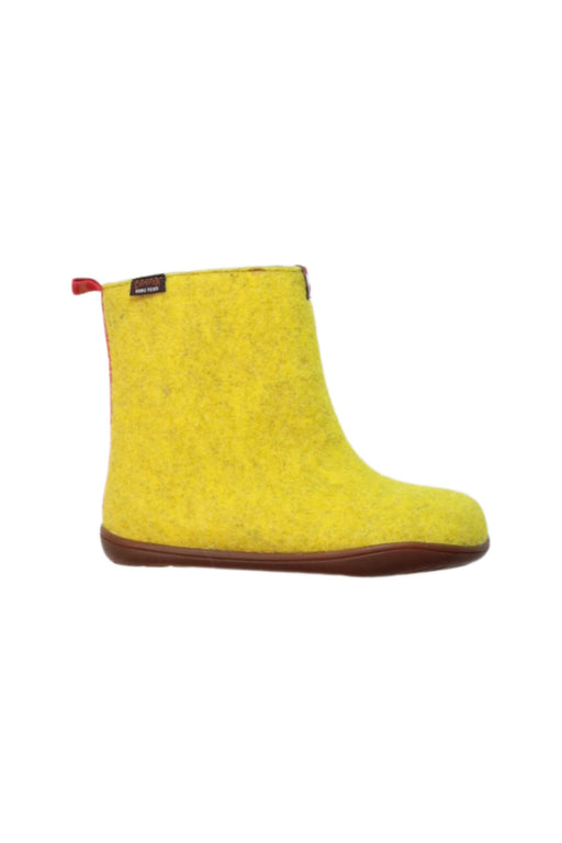 A Yellow Casual Boots from Camper in size 5T for girl. (Front View)