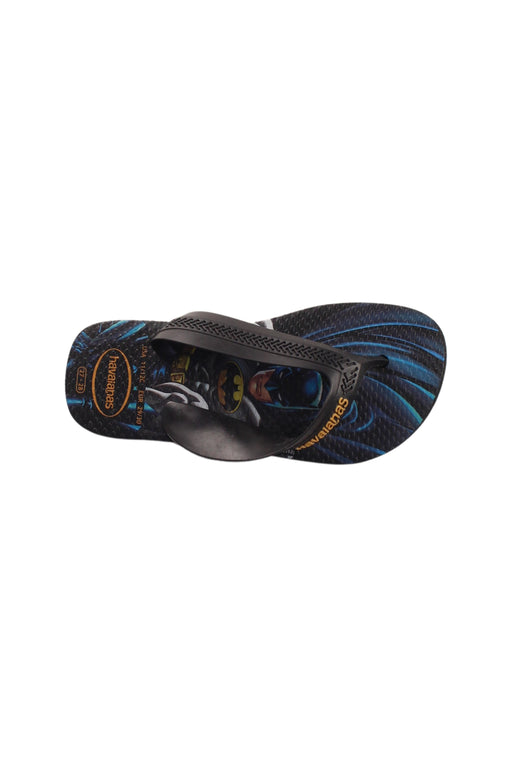 A Black Flip Flops from Havaianas in size 5T for boy. (Front View)