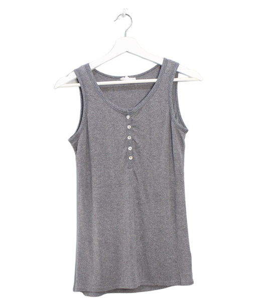 A Grey Sleeveless Tops from Ingrid & Isabel in size M for maternity. (Front View)