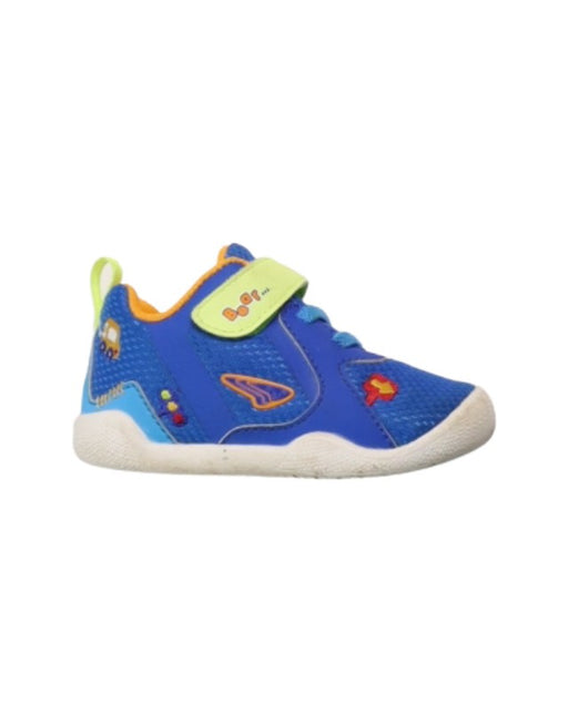 A Multicolour Sneakers from Dr. Kong in size 12-18M for boy. (Front View)