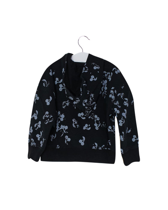 A Black Zippered Sweatshirts from Bonpoint in size 4T for boy. (Back View)