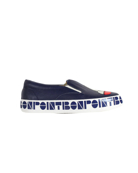 A Navy Sneakers from Bonpoint in size 5T for boy. (Back View)