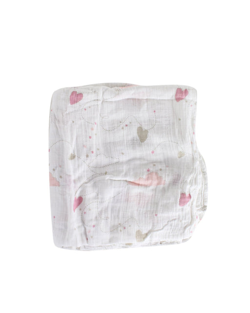A White Blankets from Aden & Anais in size O/S for girl. (Front View)