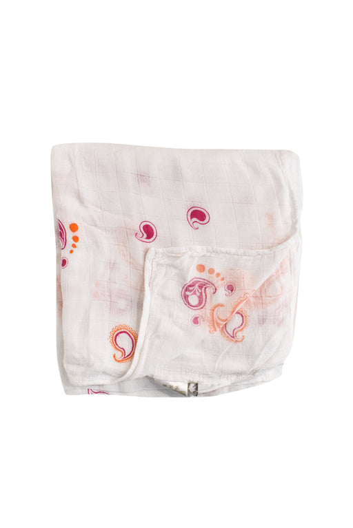 A White Swaddles from Aden & Anais in size O/S for girl. (Front View)