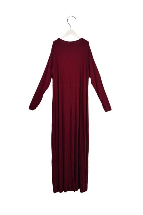 A Burgundy Long Sleeve Dresses from Olian in size L for maternity. (Back View)