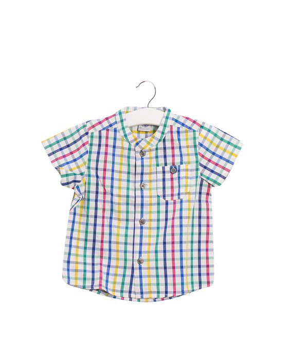 A White Shirts from Petit Bateau in size 6-12M for boy. (Front View)