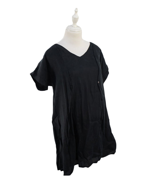 A Black Short Sleeve Tops from Seraphine in size XS for maternity. (Front View)