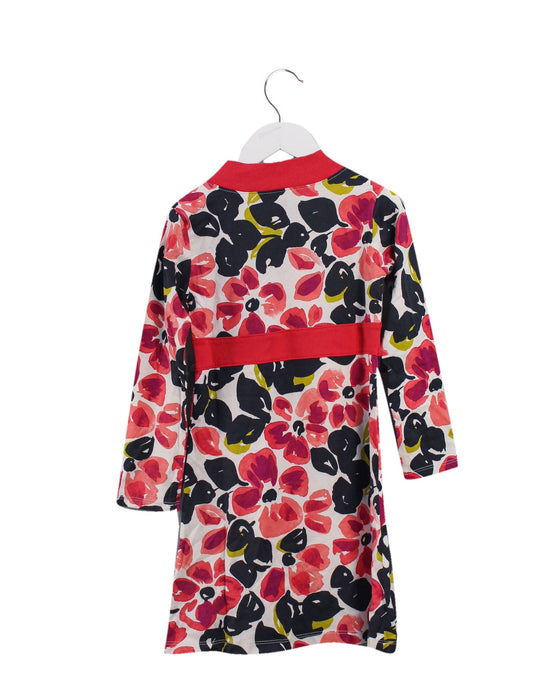 A Ivory Long Sleeve Dresses from Tea in size 5T for girl. (Back View)