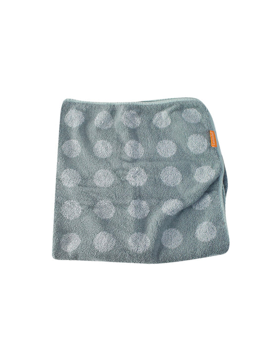 A Green Towels from Leander in size O/S for neutral. (Front View)