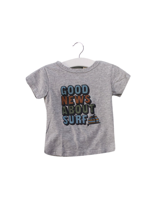 A Grey Short Sleeve T Shirts from Louis Louise in size 6-12M for girl. (Front View)