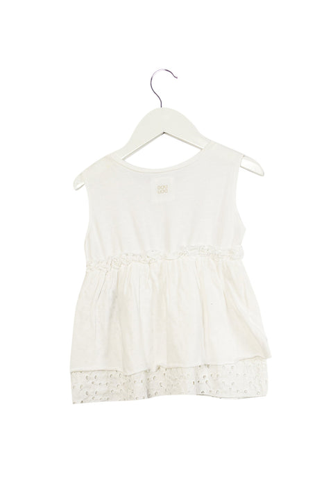A White Sleeveless Tops from DOUUOD in size 3T for girl. (Back View)
