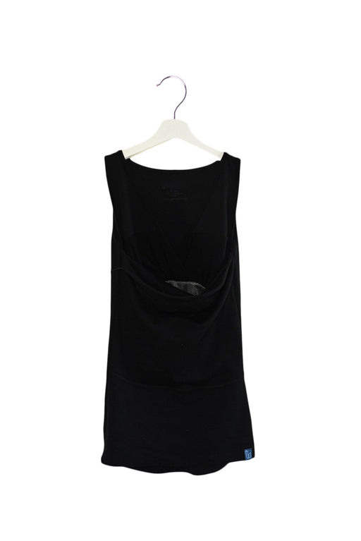 A Black Sleeveless Tops from Lalabu in size S for maternity. (Front View)