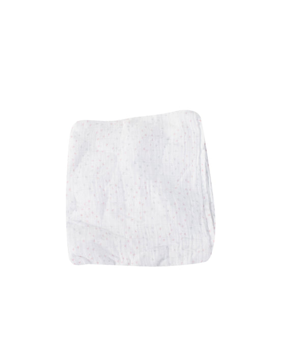 A White Swaddles from Aden & Anais in size O/S for neutral. (Front View)