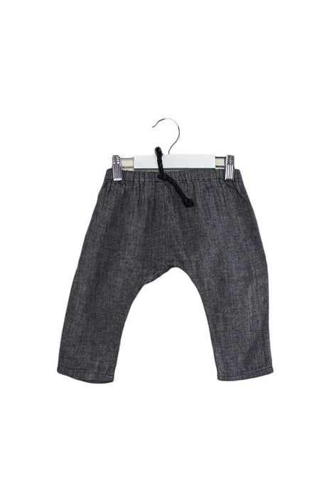 A Grey Casual Pants from Buho in size 6-12M for boy. (Front View)