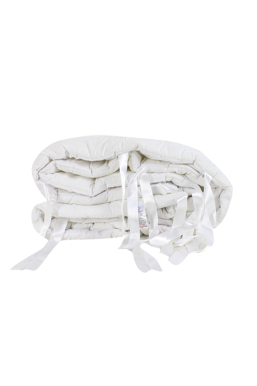 A White Crib Bumpers from Jacadi in size O/S for neutral. (Front View)