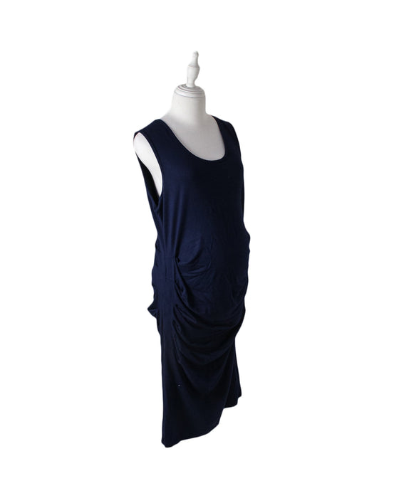A Navy Sleeveless Dresses from Ingrid & Isabel in size L for maternity. (Front View)