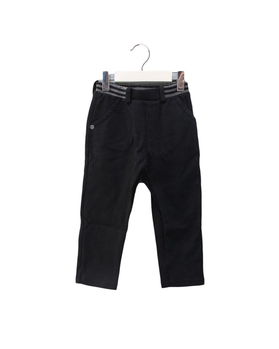 A Black Sweatpants from Momonittu in size 2T for boy. (Front View)