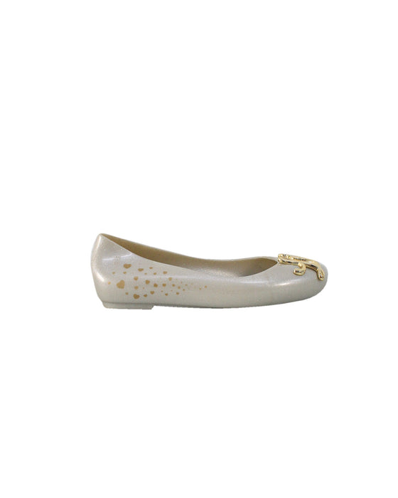 A Silver Flats from Melissa in size 6T for girl. (Back View)