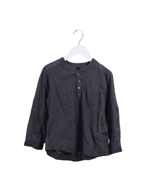 A Grey Long Sleeve Tops from Velveteen in size 4T for boy. (Front View)