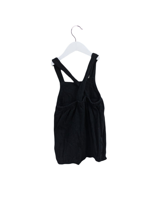 A Black Sleeveless Rompers from Momonittu in size 2T for girl. (Back View)