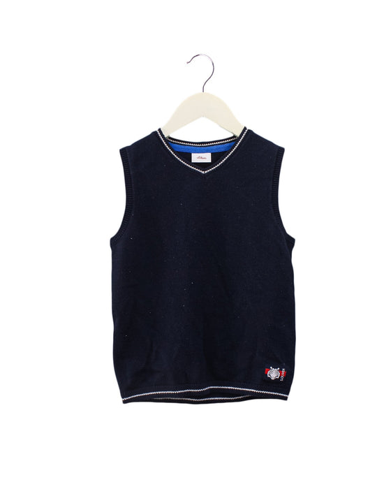 A Navy Sweater Vests from s.Oliver in size 5T for boy. (Front View)