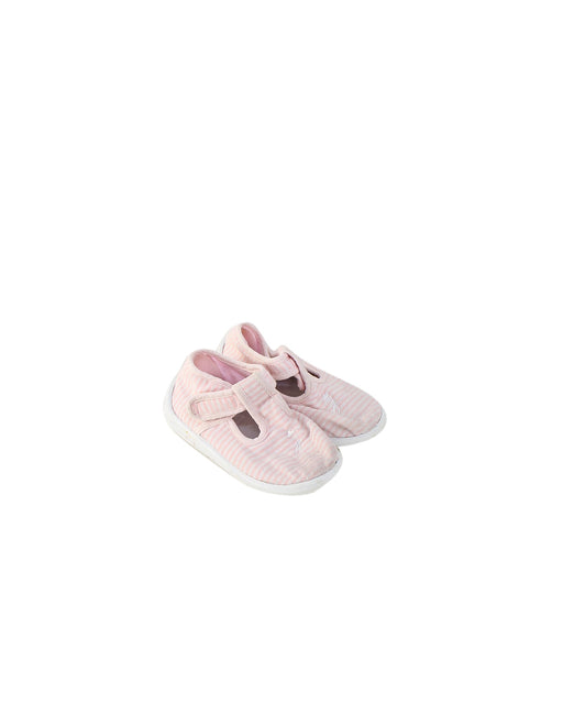 A Pink Flats from Jacadi in size 18-24M for girl. (Front View)