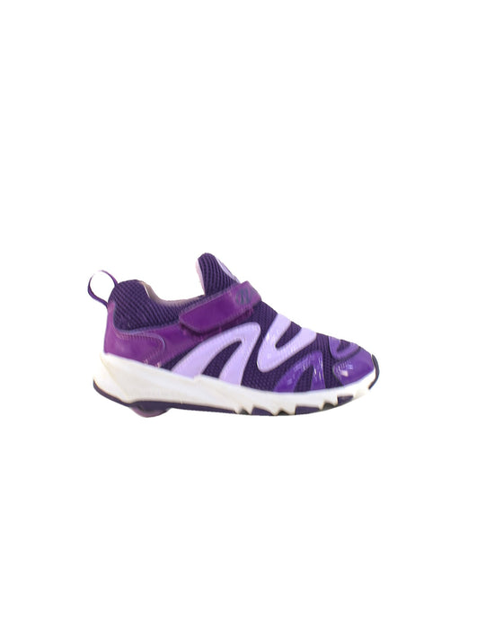 A Purple Slip Ons from Heelys in size EU32 for girl. (Back View)