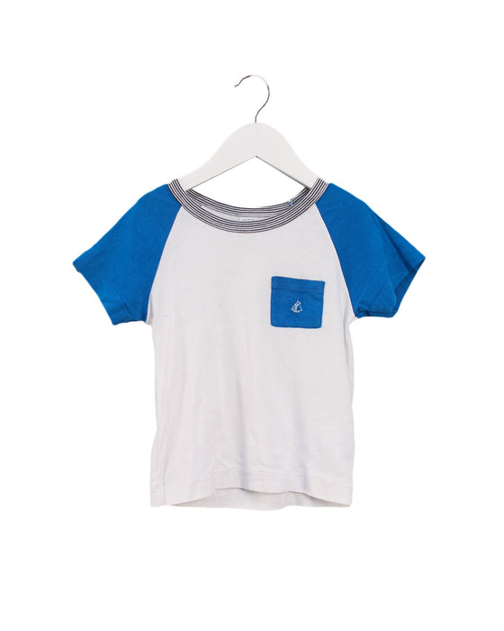 A White Short Sleeve T Shirts from Petit Bateau in size 4T for boy. (Front View)