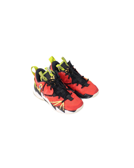 A Red Sneakers from Air Jordan in size 12Y for boy. (Front View)