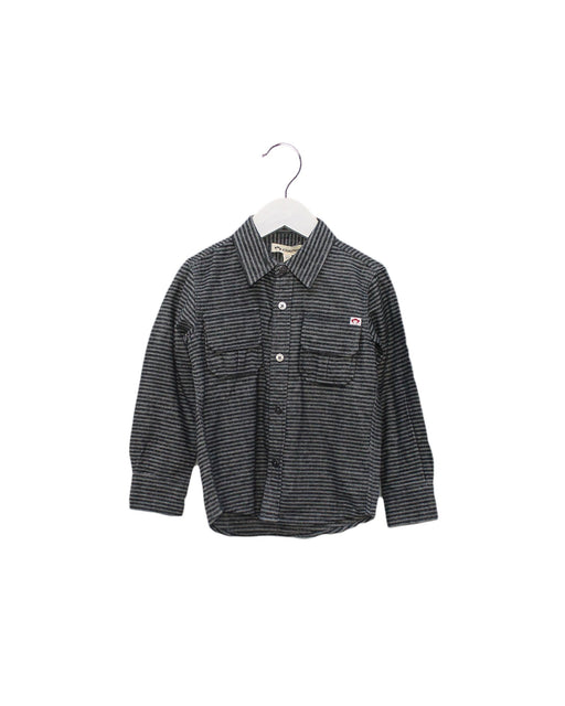 A Grey Shirts from Appaman in size 4T for boy. (Front View)