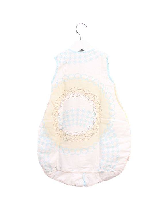 A White Sleepsacs from Stokke in size O/S for neutral. (Back View)