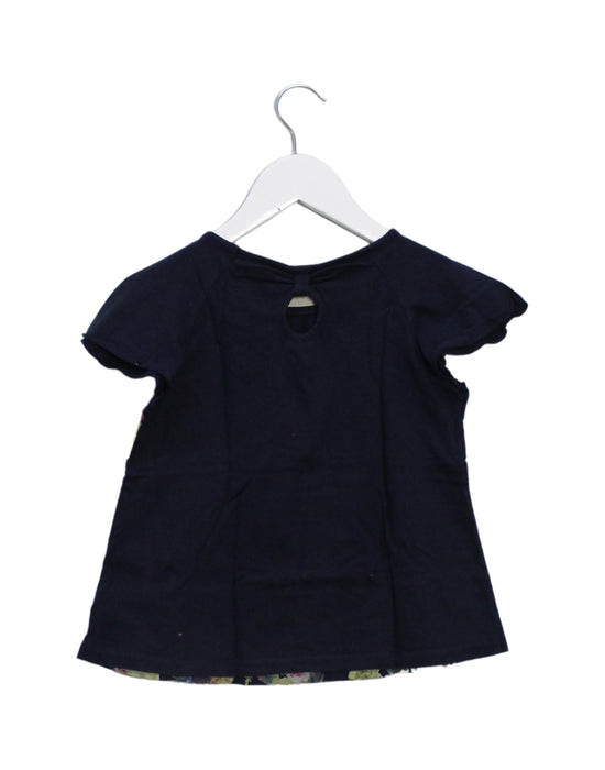 A Navy Short Sleeve Tops from Comme Ca Ism in size 4T for girl. (Back View)