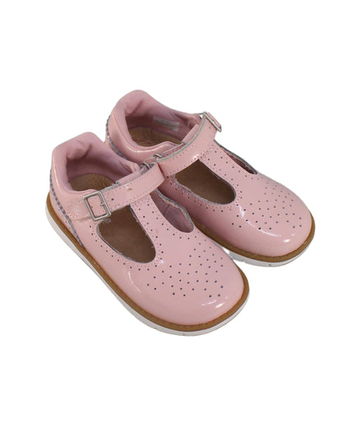 A Pink Dress Shoes from Stride Rite in size 3T for girl. (Front View)