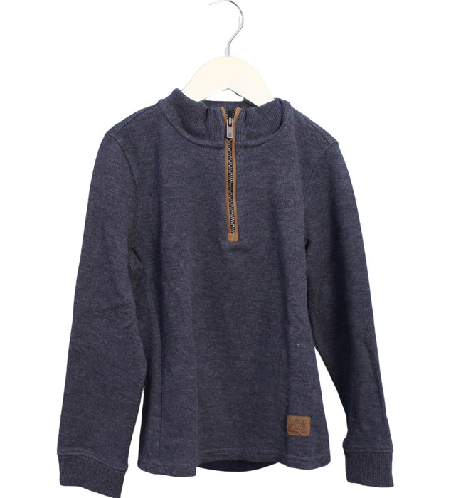 A Grey Sweatshirts from Massimo Dutti in size 5T for boy. (Front View)