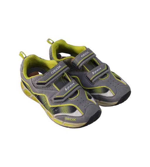 A Grey Sneakers from Geox in size 9Y for boy. (Front View)