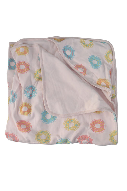 A Pink Blankets from CIGOGNE Bébé in size O/S for girl. (Front View)