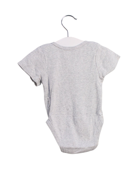 A Grey Short Sleeve Bodysuits from Purebaby in size 0-3M for girl. (Back View)