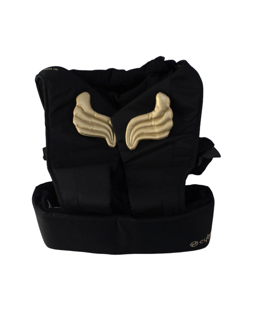 A Black Baby Carriers from Cybex in size O/S for neutral. (Front View)