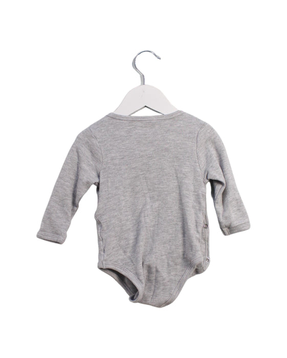 A Grey Long Sleeve Bodysuits from Vertbaudet in size 6-12M for boy. (Back View)