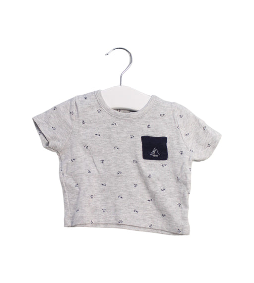 A Grey Short Sleeve T Shirts from Petit Bateau in size 0-3M for boy. (Front View)