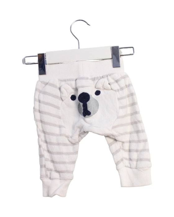 A White Sweatpants from Seed in size 0-3M for boy. (Back View)