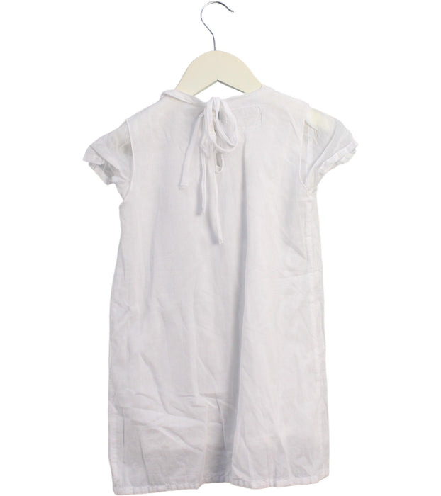 A White Short Sleeve Dresses from Siseo Olive in size 4T for girl. (Back View)