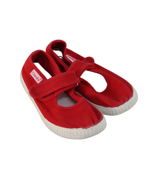 A Red Flats from Cienta in size 4T for girl. (Front View)