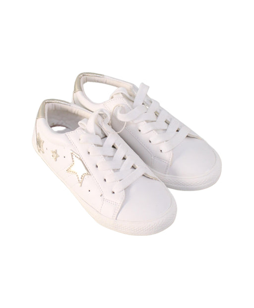 A White Sneakers from Seed in size 6T for boy. (Front View)