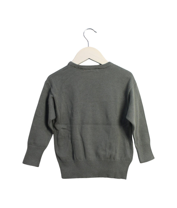 A Grey Crewneck Sweatshirts from Country Road in size 2T for girl. (Back View)