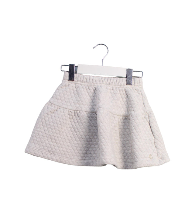 A Grey Short Skirts from Petit Bateau in size 8Y for girl. (Front View)